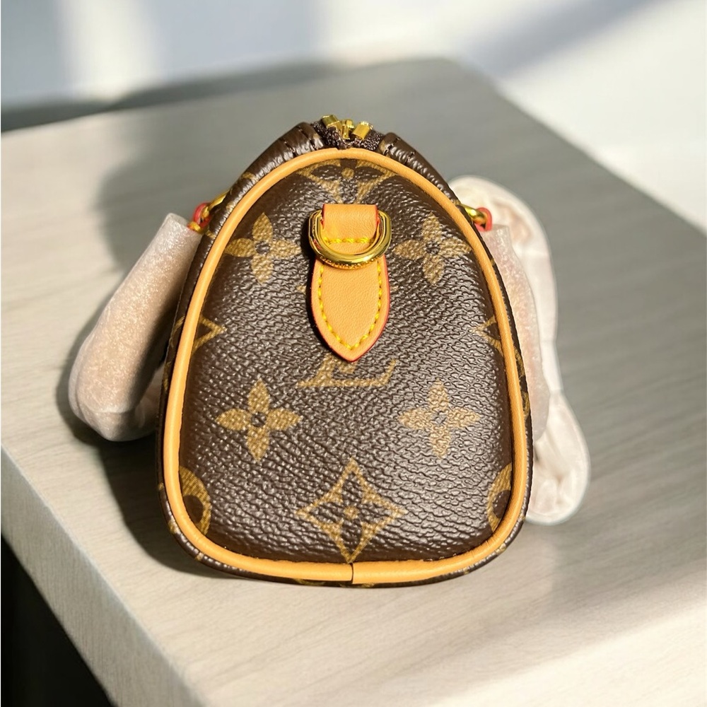 Nano Speedy Handbag [COPY] - Picture 4 of 6